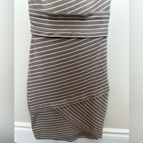 Robert Rodriguez gray white striped body con dress - Picture 5 of 7